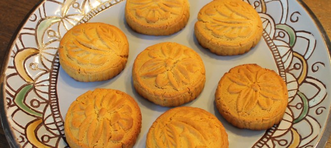 Highchair Travelers: Coconut Mooncakes