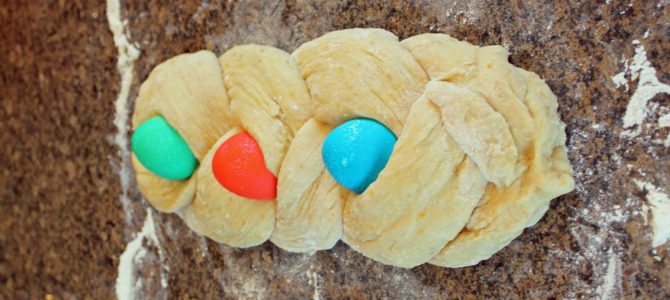 Highchair Travelers: Greek Easter Bread