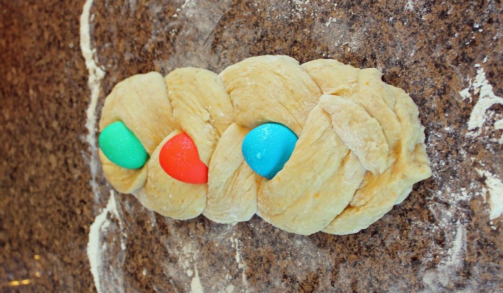 Highchair Travelers: Greek Easter Bread
